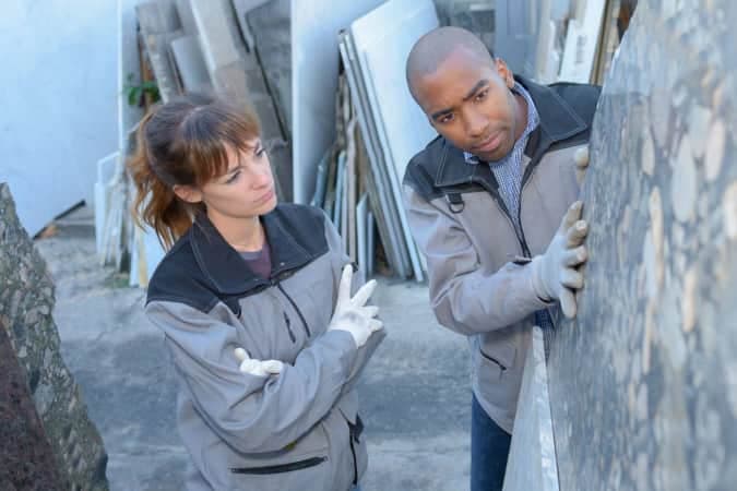 How to Choose the Right Tombstone Manufacturer in KZN: A Family's Guide